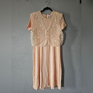 Betsy's Things Petite Dress Rayon Blend Size 16,3 Button Rose Pink